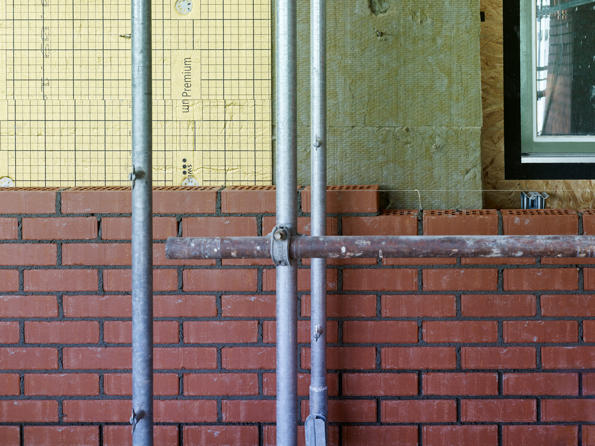 E14534 Alpa 047762 SCREEN